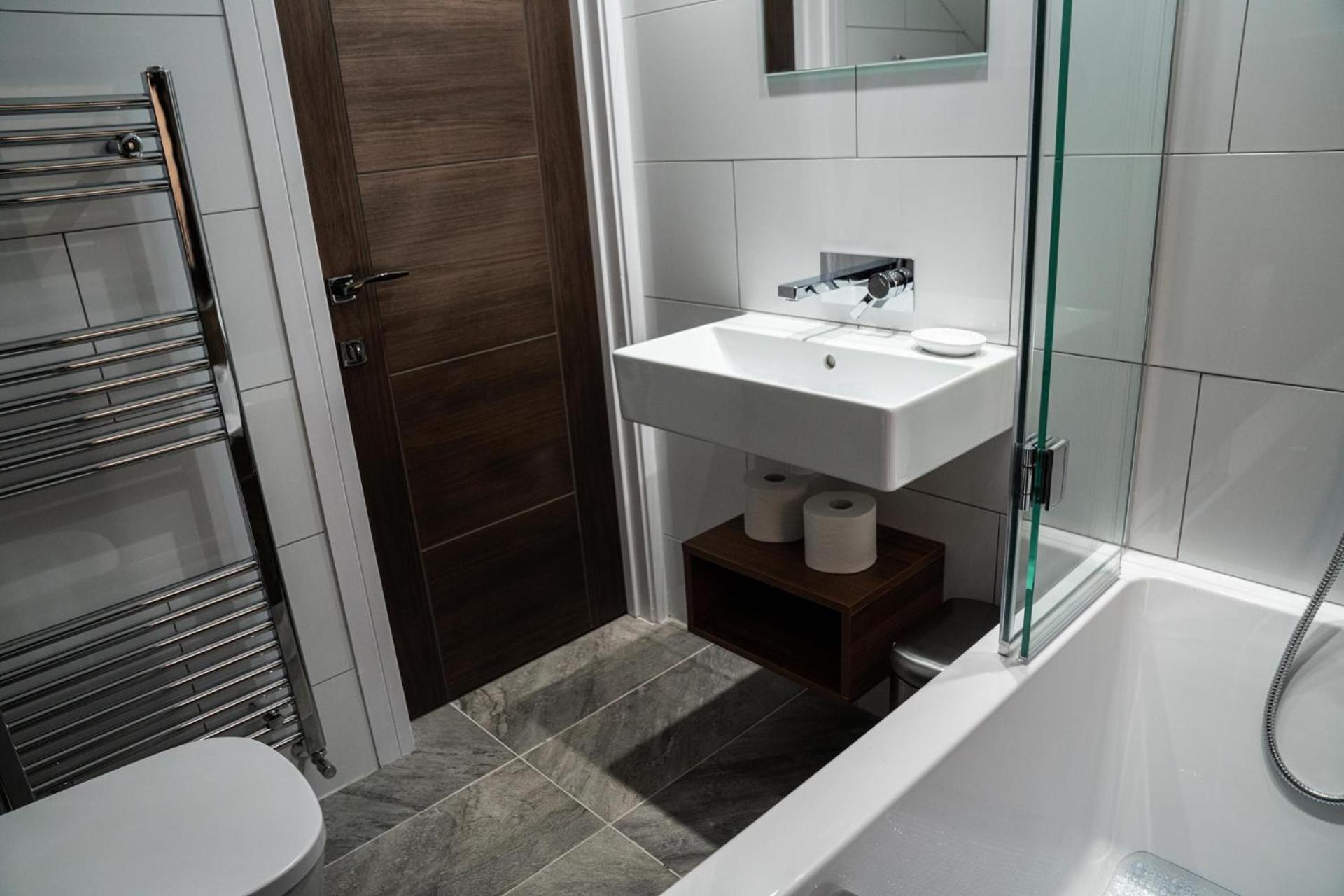 Chestnut Retreat A Stunning Annex Apartment Ossett エクステリア 写真